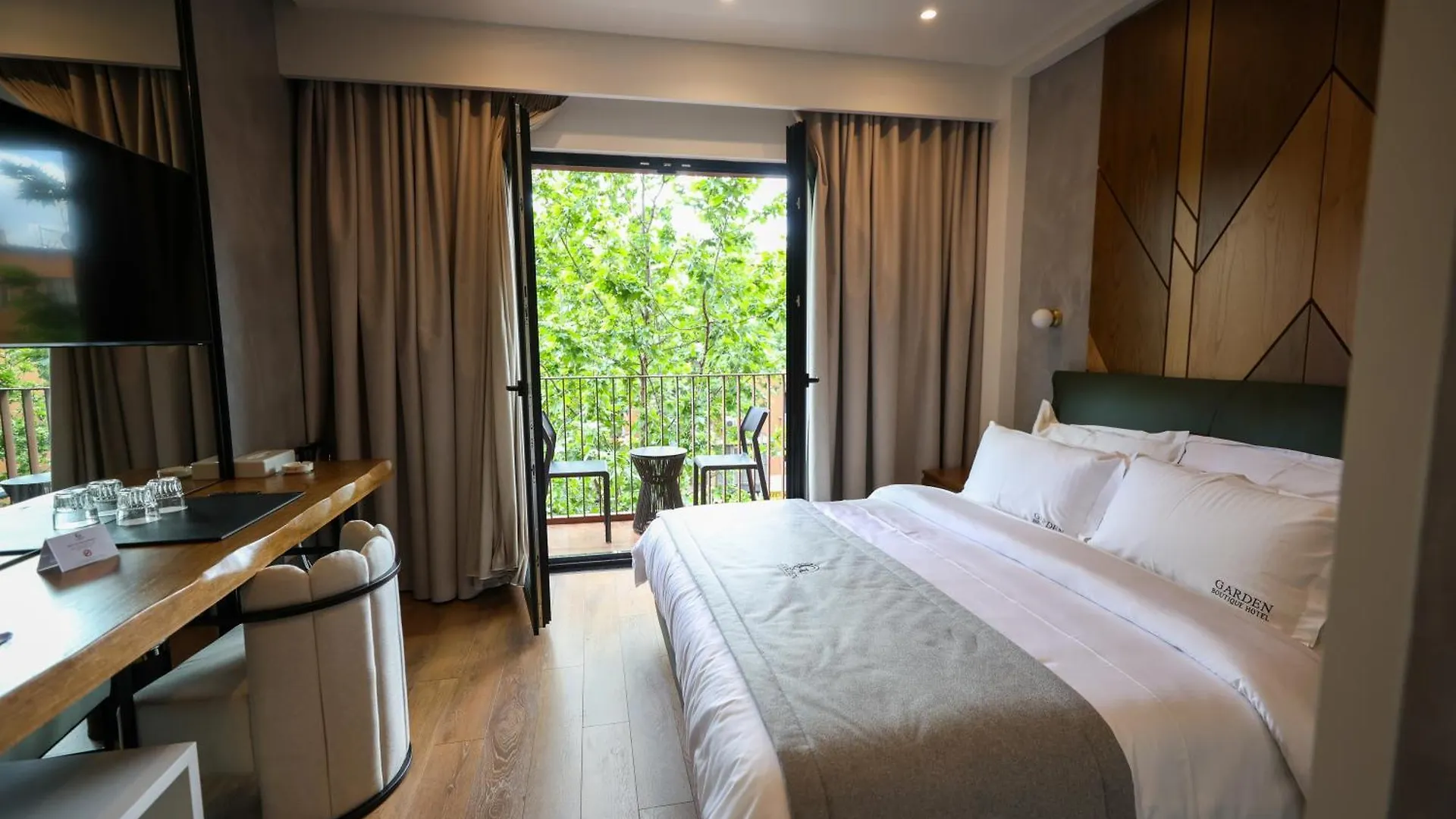 Garden Boutique Hotel Tirana 4*,  Albania