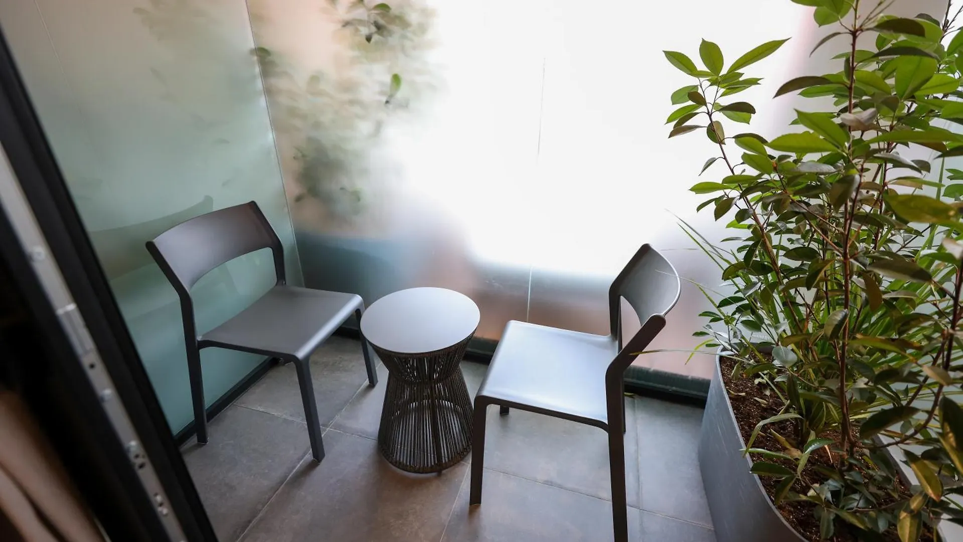 Garden Boutique Hotel Tirana 4*,  Albania